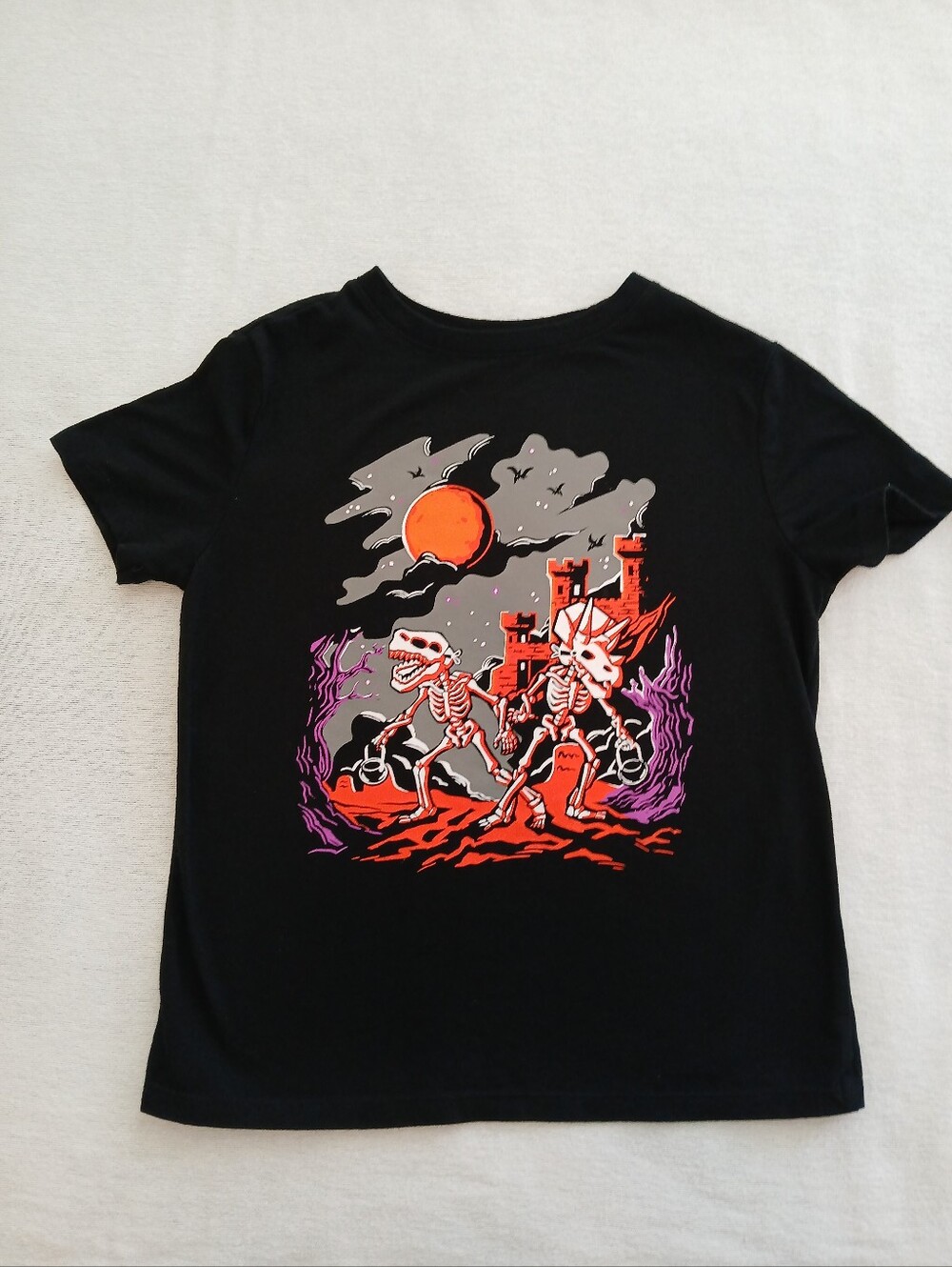Cat & Jack Medium Size 8 Black Kids Dinosaur Skeleton Graphic Tee Halloween